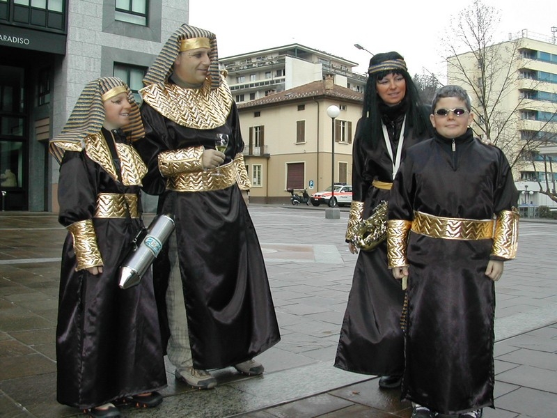 paradiso_corteo_08 (09).jpg